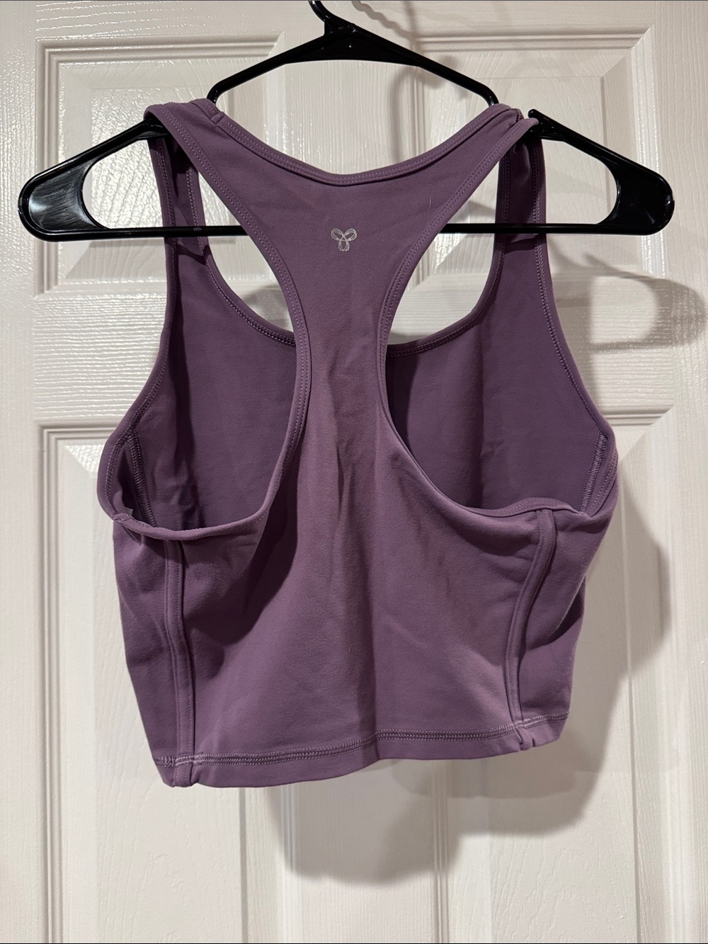 Aritzia TNA TnAction Life Skip cropped tank sports bra size medium